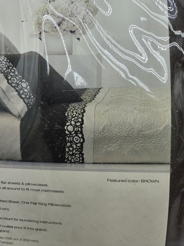 New DKNY Color Block Brown KING Sheet Set 100% Cotton Sateen - Picture 2 of 3