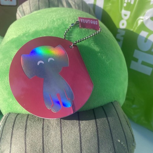 Youtooz Baby No Brush Plüschtier Stofftier mit Taschenanhänger - Bild 2 von 4