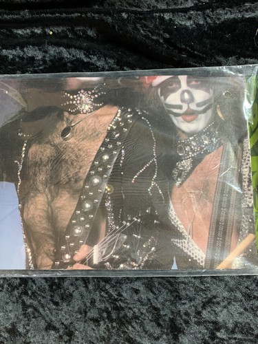 LIVE WIRE MAGAZIN OKTOBER 1996 KISS Neu in versiegelter Verpackung mit POSTER - SELTEN - Bild 11 von 11