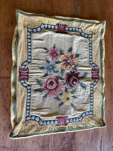 Vintage Tapestry Pillow Cover Made In France Throw Floral 20 X 24 Inch - Picture 2 of 10