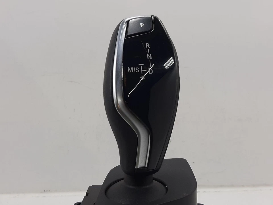 BMW 530e M Sport G30 2018 Automatic Gear Selector 794769202 - Image 2 of 4