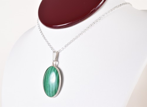 20" Sterling Silver 925 & Genuine Green Banded Malachite Pendant Necklace 0.6g