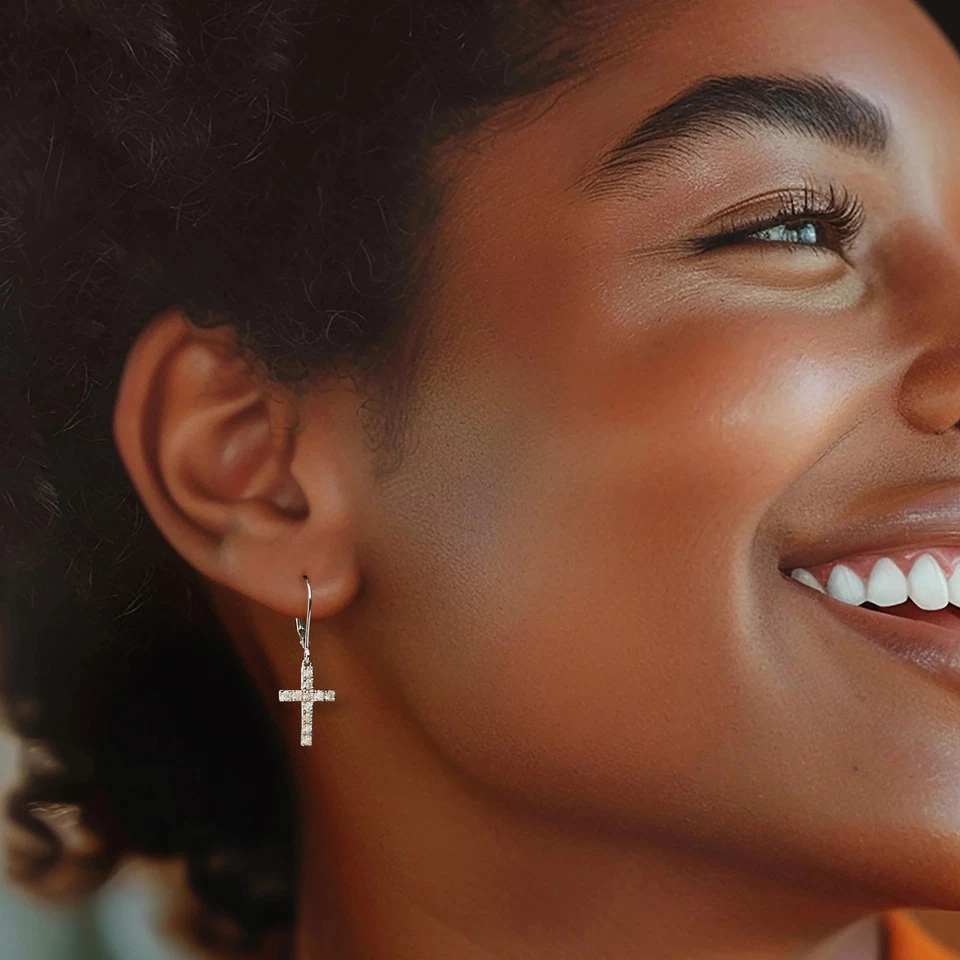 Ross-Simons 0,55 ct. t.w. Aretes colgantes con cruz de diamantes en oro blanco de 14 k Foto 2 de 3