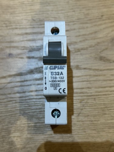 Clipsal TSB-132 32 AMP Typ B Mcb Leitungsschutzschalter 1