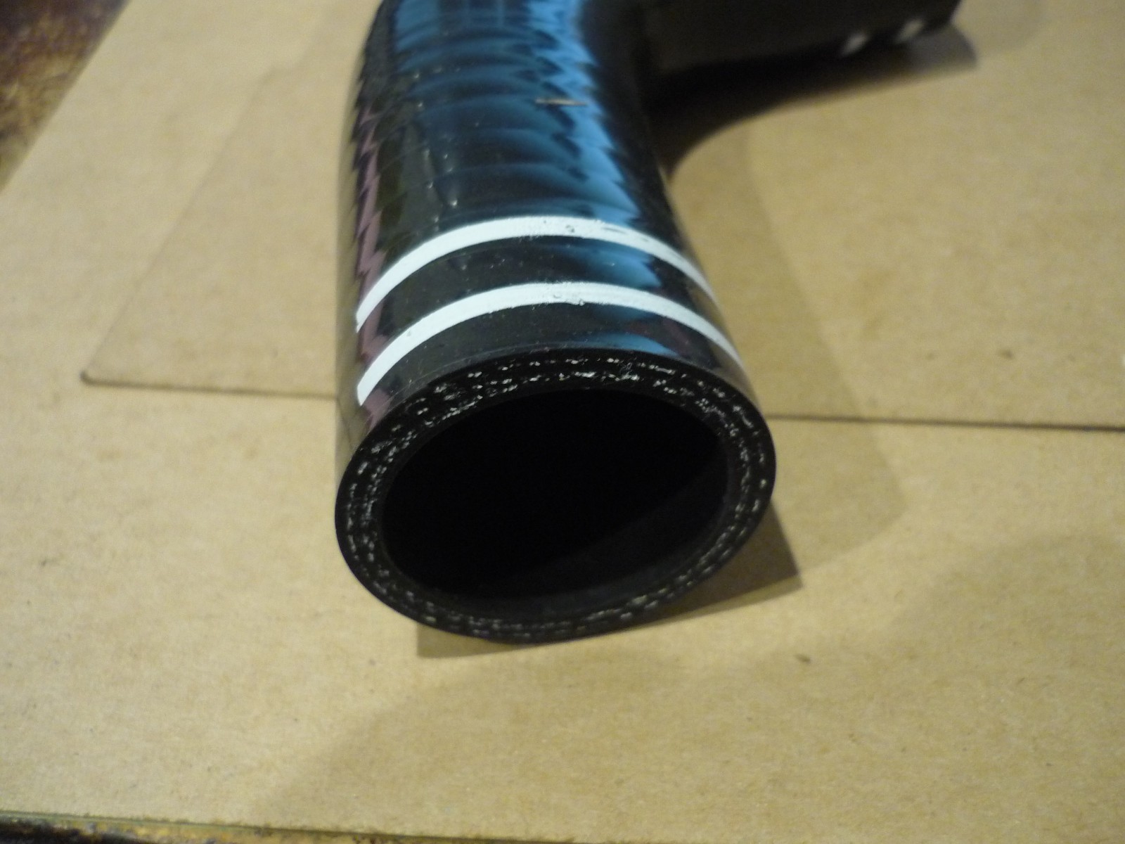 Ferrari 360, Enzo- Water Hose - NEW - P/N 181742