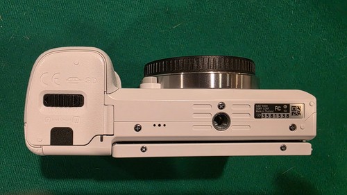 SONY  a6000 Digital Camera Body Only White[Mint, 2208 shutter count] - Bild 5 von 10