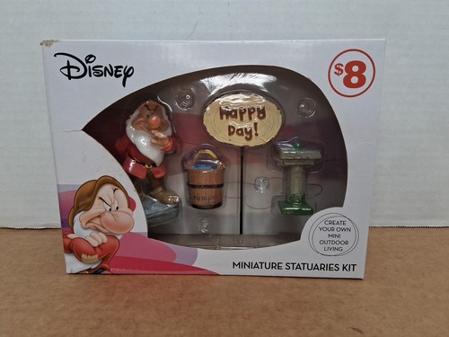 Disney Miniatur Statuen - Die sieben Zwerge Grumpy Garden Set - Bild 1 von 12
