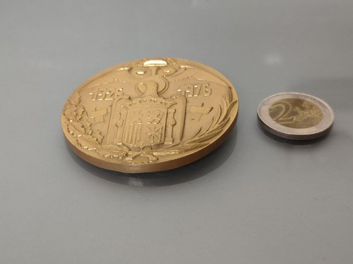 EXCELENTE MEDALLA ÁGUILA DE SAN JUAN FRANCO RELIEVE 1926-1976 50' ANIVERSARIO... - Imagen 5 de 5