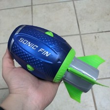 Aerobie Sonic Fin Football, Endorsed by Russell Wilson #3 Adjustable Fin Ball