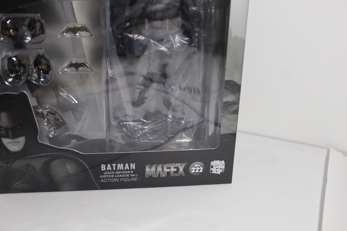 MAFEX BATMAN ZACK SNYDER`S JUSTICE LEAGUE Ver No.222 Medicom MAFEX BATMAN ZACK SNYDER`S JUSTICE LEAGUE Ver No.222 Medicom