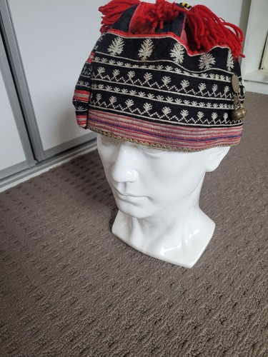Nepalese Beanie Old Ancient - Picture 3 of 4