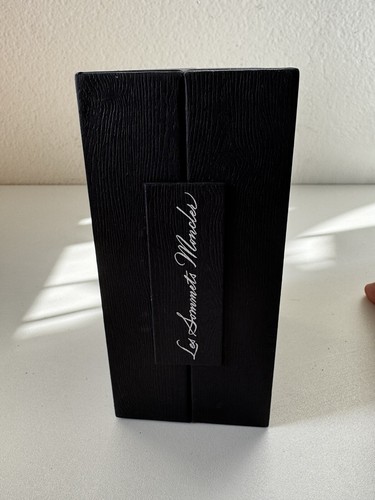 100% AUTHENTIC EXCLUSIVE LES SOMMETS MONCLER LE BOIS GLACE PRESENTATION BOX ONLY - Picture 2 of 5