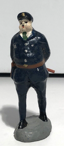 7 1930s Model Railroad Train Figures Conductor Police Baggage Japan Composition - Picture 6 of 12