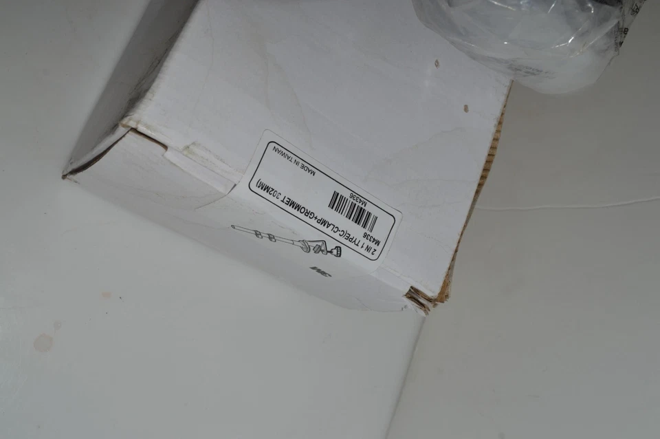 ^^ 3M 2 IN 1 TYPE (C-CLAMP+GROMMET 302MM) M4336 -- NEW IN OPEN BOX (FAS13) - Image 2 of 2