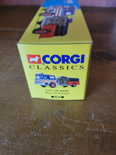 Corgi 52003 Mack CF  Pumper City of Napa Fire  Ltd Ed. 1:50 - Picture 2 of 9
