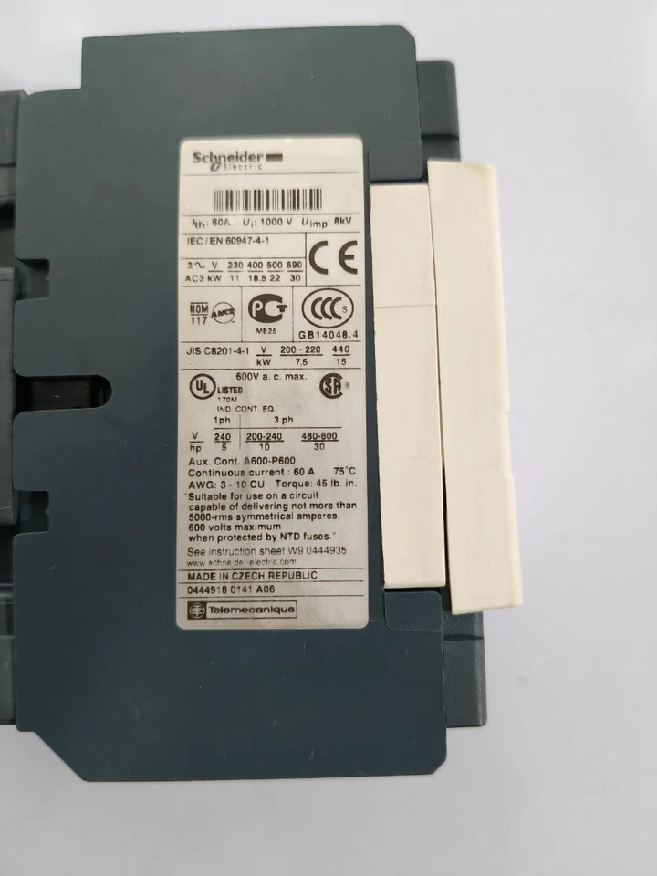 SCHNEIDER ELECTRIC LC1D40G7 POWER CONTACTOR 40AMP 3POLE VOLTAGE 120VAC - Image 4 of 4