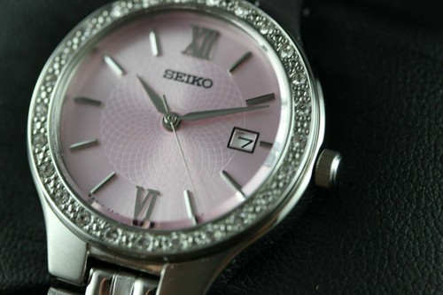 Seiko Montre pour Femme Du Quartz Avec Bracelet En Acier Inoxydable SUR765P9 - Bild 10 von 11