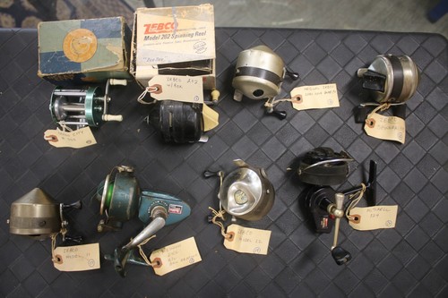 Lot of 8 Vintage Fishing Reels #26