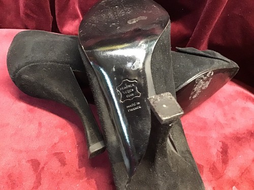 Vintage 90s Charles Jourdan Black Suede Pump Bow Shoe Clips Toe Heels France - Picture 10 of 18