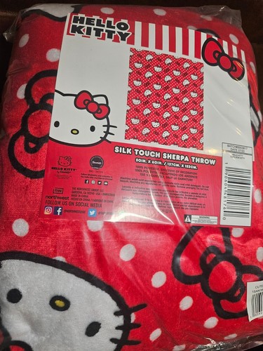 NEW Sanrio Hello Kitty Red Polka Dots Sherpa Throw Blanket | 50 x 60 Inches CUTE - Picture 7 of 8