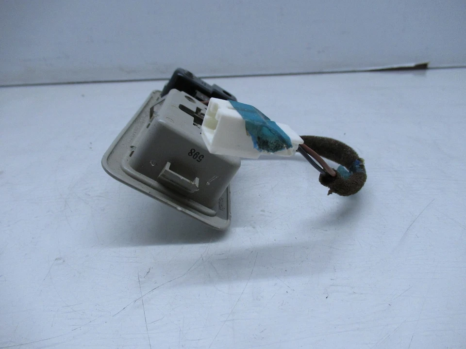 06-10 INFINITI M45 M35 LUZ TECHO TRASERO IZQUIERDO LADO CONDUCTOR OEM Foto 4 de 4