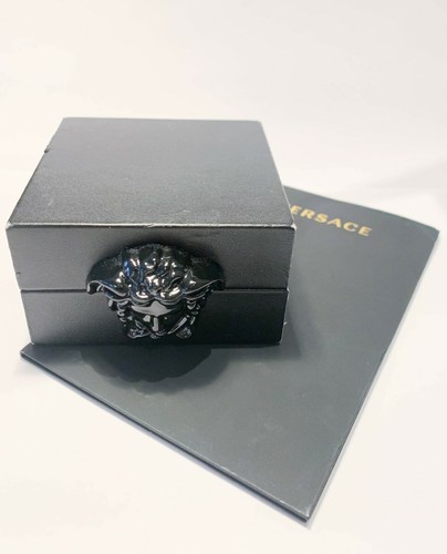 Versace - V-forever - Golden Ring with Diamonds & Ruby - Atelier Versace - Picture 6 of 6