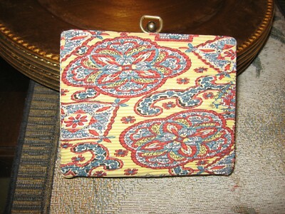 Cigarette Clutch,Vintage,SnapTop close with Pleated Fabric Exterior ,Lined  4
