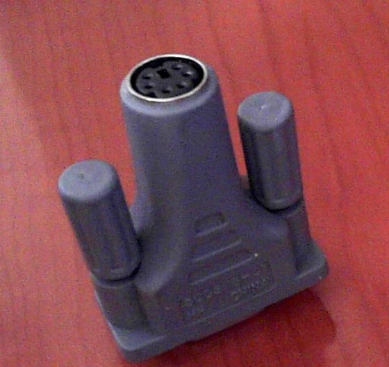 GENUINE Logitech 9 pin female to PS/2 Female Adapter P/N 500378-01 - Image 3 of 4