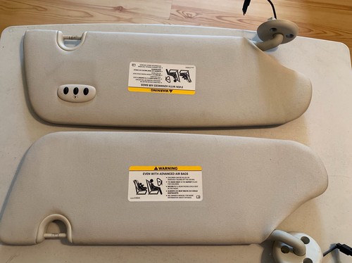 Dodge Caravan White Sunvisors Sun Visors Home Link Oem 08 09 10 - Bild 1 von 2