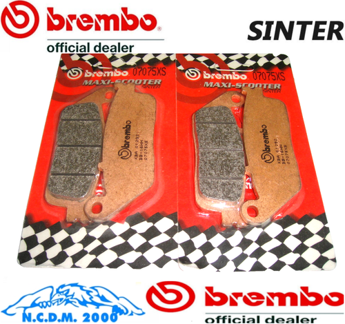 PASTIGLIE FRENO ANTERIORI E POSTERIORI SINTER BREMBO BMW C 650 SPORT 650 2016 - Foto 6 di 11