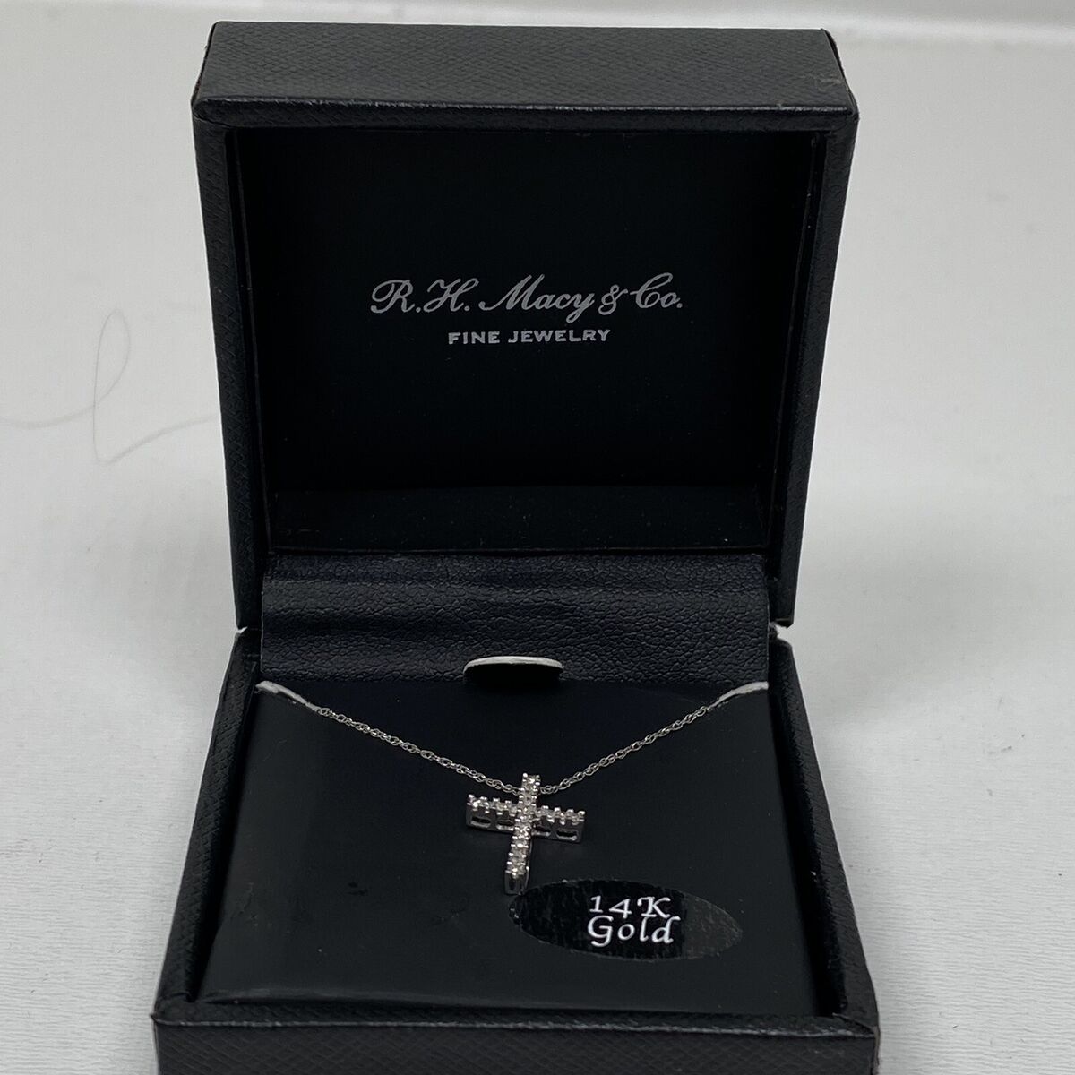 R. H. Macy Co Women s 14K White Gold Necklace And Diamond Cross Pendant eBay