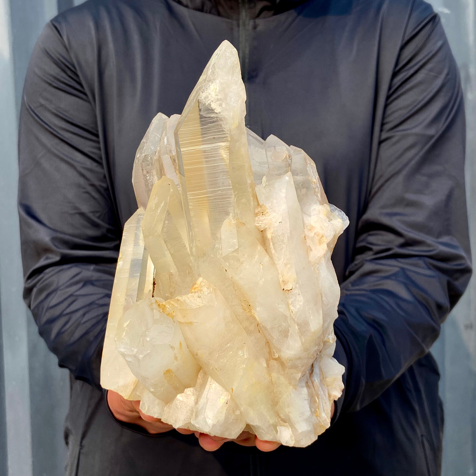 3.9LB A+++Large Natural white Crystal Himalayan quartz cluster /mineralsls