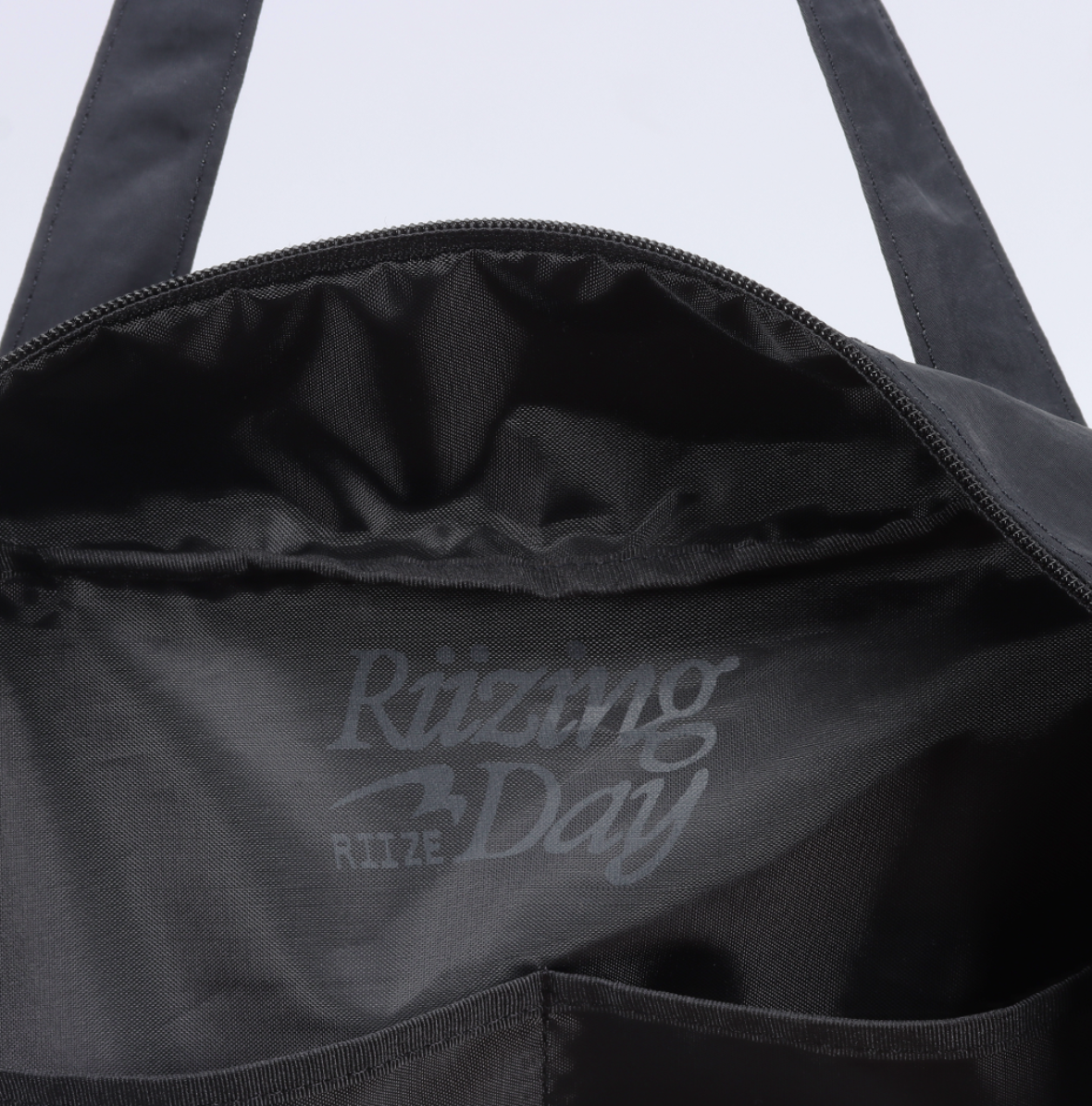 RIIZE BOSTON BAG 2024 SET RIIZE FAN CON RIIZING DAY FINALE RIIZE BOSTON BAG 2024 SET RIIZE FAN CON RIIZING DAY FINALE