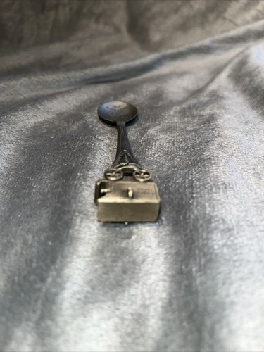Vintage Hershey’s Cocoa World Hershey PA Pewter Souvenir Spoon 4" - Picture 6 of 11