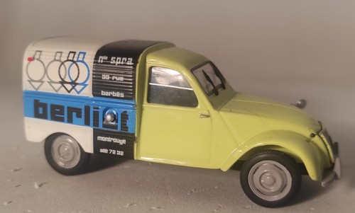 "camions BERLIET" IXO Hachette HORS COMMERCE 2cv fourgonnette (defaut) - Imagen 2 de 7