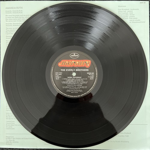 The Everly Brothers – Born Yesterday Vinyl LP LYRIC INNER 1985 CLEANED/TESTED NM - Picture 5 of 9