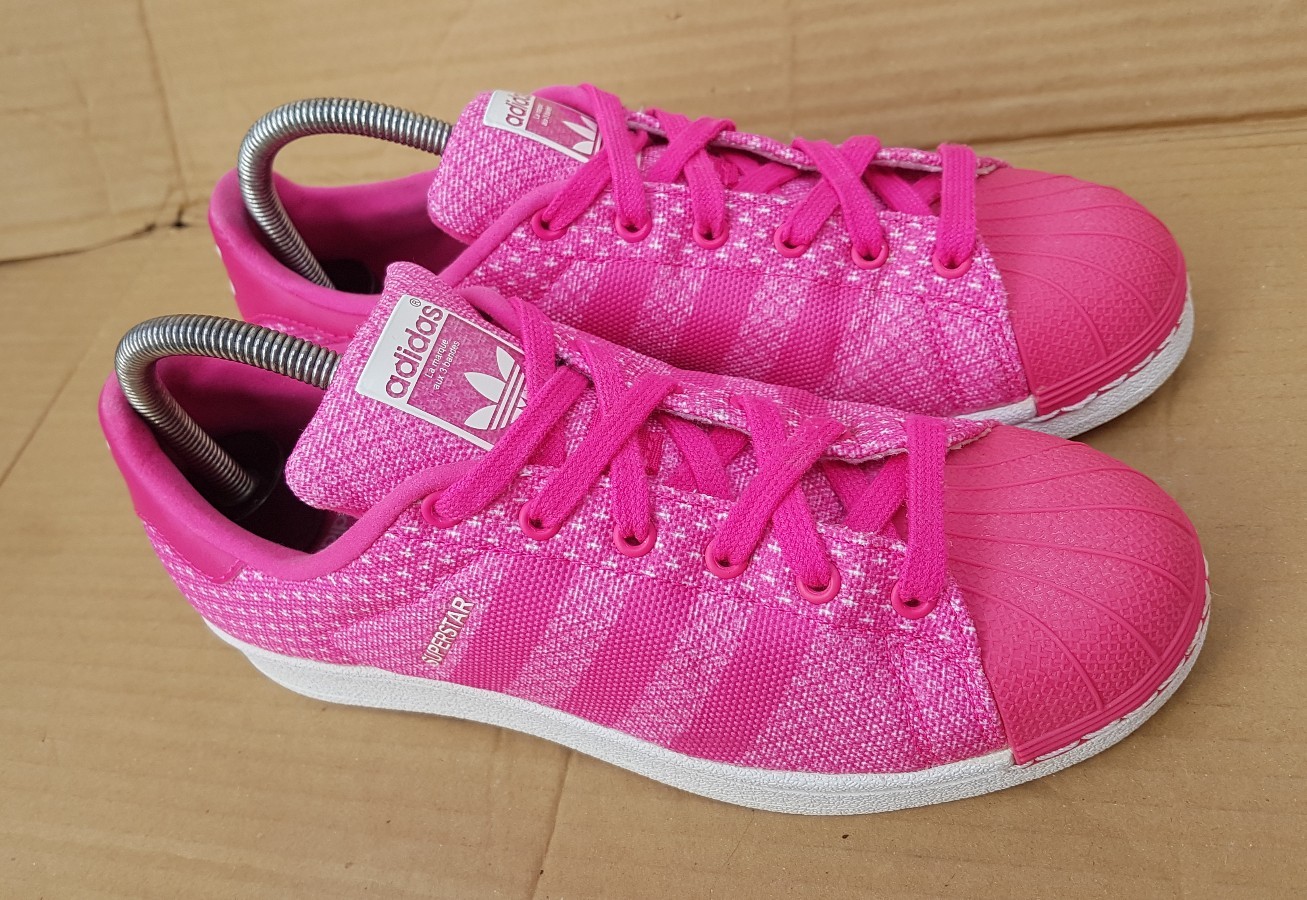 Adidas Superstar Shell Toe Baskets Rose en Armure en Rose Taille 5.5 UK Immaculée 212619 Adidas Superstar Shell Toe Baskets Rose en Armure en Rose Taille 5.5 UK Immaculée 212619