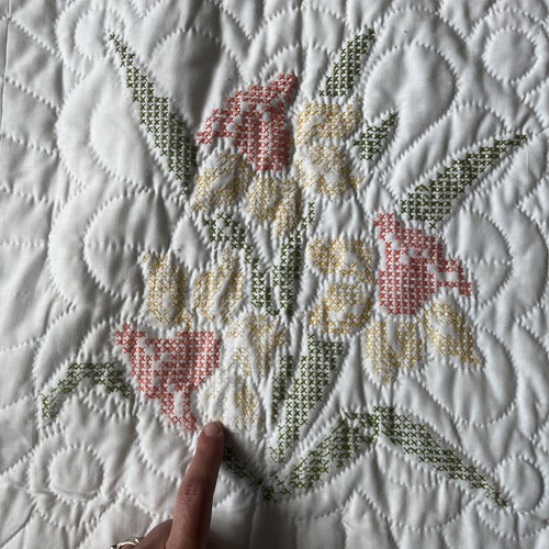 Antiker Kreuzstich Quilt Blumen Narzissen Prärie Rand Handarbeit detailliert WOW - Bild 7 von 16