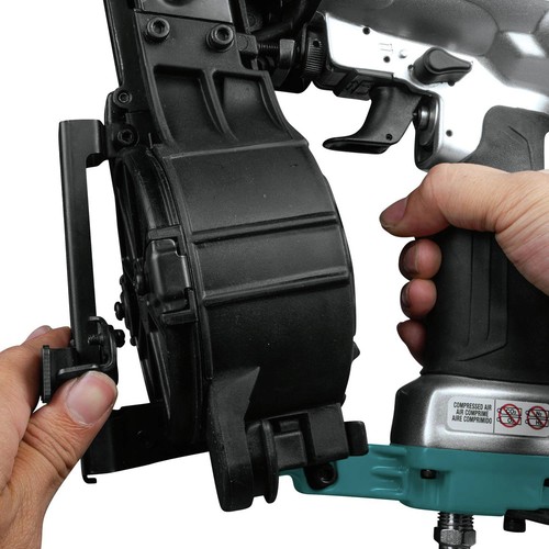 Makita AN454-R 1-3/4" Pneumatic Coil Roofing Nailer Certified Refurbished - Picture 6 of 17