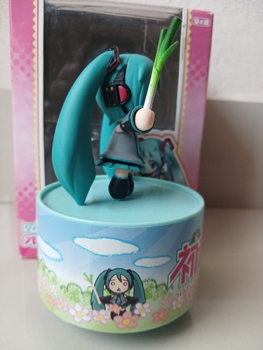Anime Game Vocaloid Hatsune Miku Figure Model Music Box Collection SEGA - Picture 4 of 12
