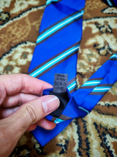 mens Suitsupply classic 100% all silk Retro luxury Regimental Blue neck tie - Picture 4 of 4