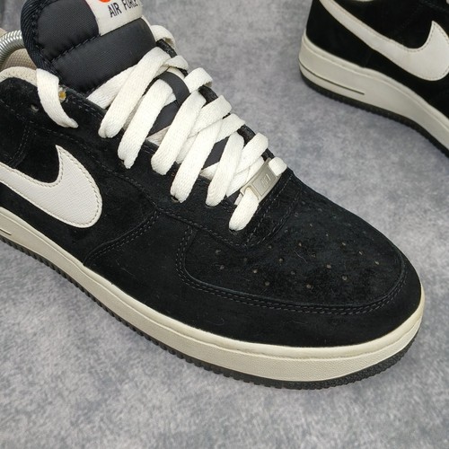 Nike Air Force 1 Halbschuhe Herren Größe 9 schwarz weiß Wildleder AF1 - fehlende Einlegesohlen - - Bild 4 von 16