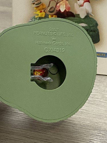 Snoopy Peanuts Hallmark 2007 Ornamento Beagle Scouts Fogata Woodstock - Imagen 6 de 7