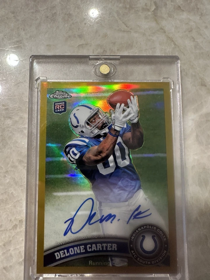 2011 Topps Chrome Gold Refractor Rookie Auto /10 Delone Carter #106 Auto RC - Image 3 of 4