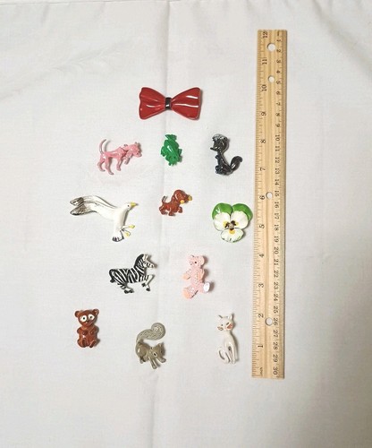 Lot Vintage Enamel Scatter Pins Multicolor Animals Flower Bow Metal 168.4 Grams - Picture 10 of 13