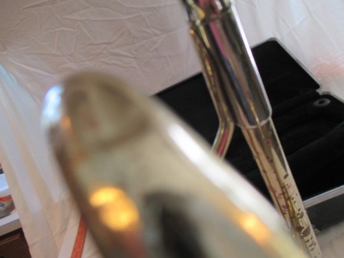 Vintage Holton Collegiate Trumpet Brass Instrument Elkhorn, Wisconsin US. 496855 - Picture 8 of 17