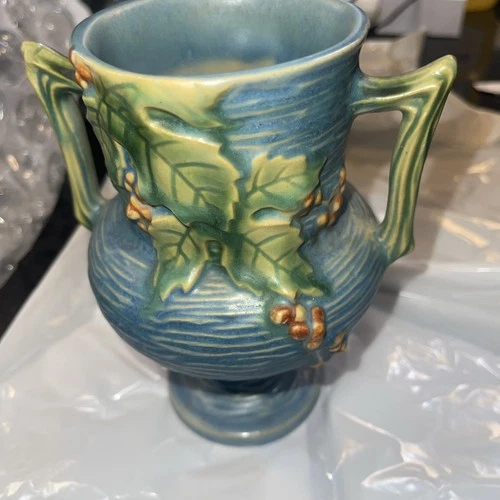 Vintage Original Roseville Pottery Bushberry Blue Vase 156-6.