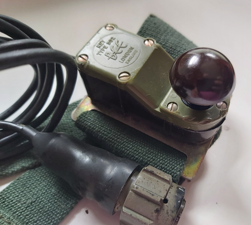 LARKSPUR ARMY MILITARY RADIO A13 A14 RACAL BCC LEG MORSE KEY - Picture 2 of 6