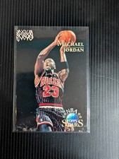 1996-97 Topps Stars #24 Michael Jordan BULLS!