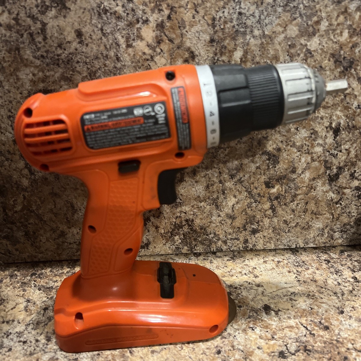 Taladro Inalámbrico Black&Decker GC1800-B3